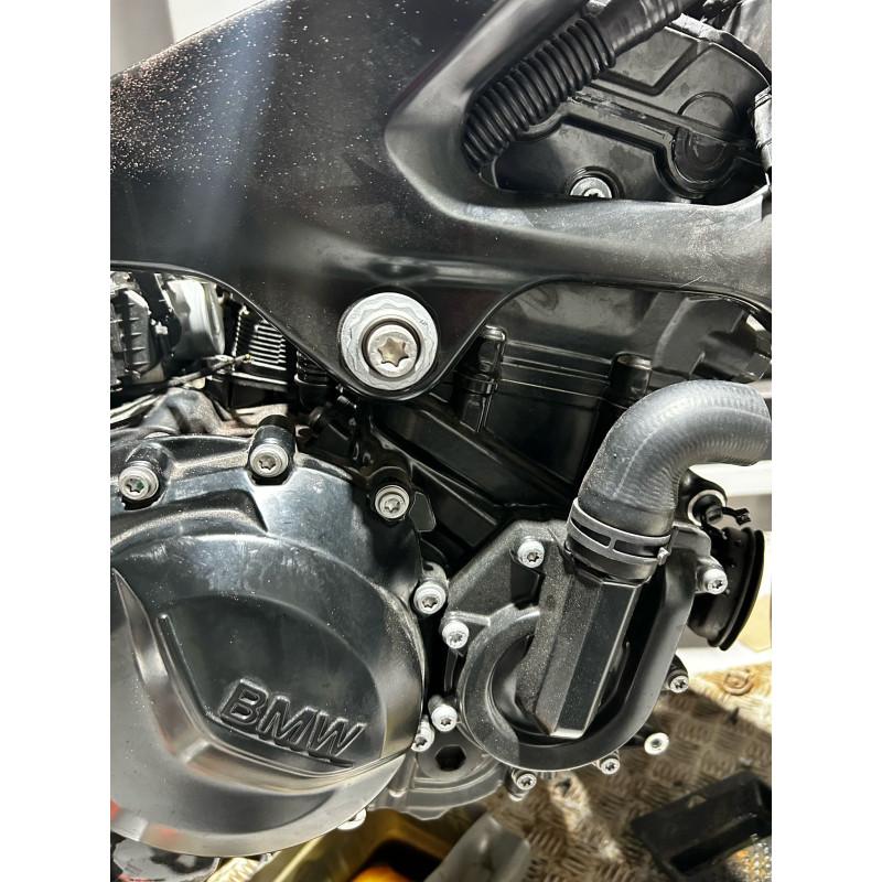 MOTOR BMW F900 R (2022)