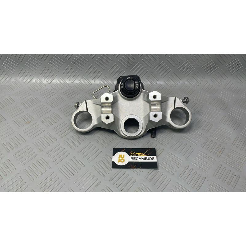 TIJA SUPERIOR BMW F 750 GS (2020)