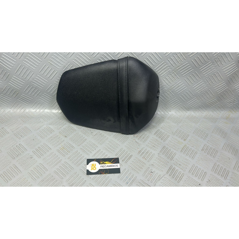ASIENTO TRASERO YAMAHA YZF 125 (2022) - B5GF475000
