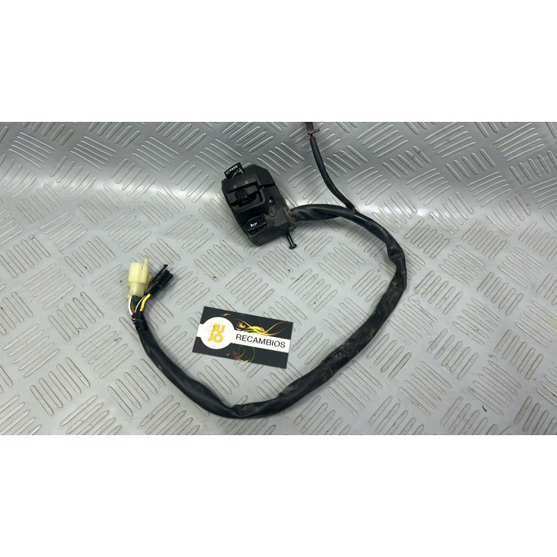 PIÑA DE LUCES YAMAHA YZF 125 (2022)
