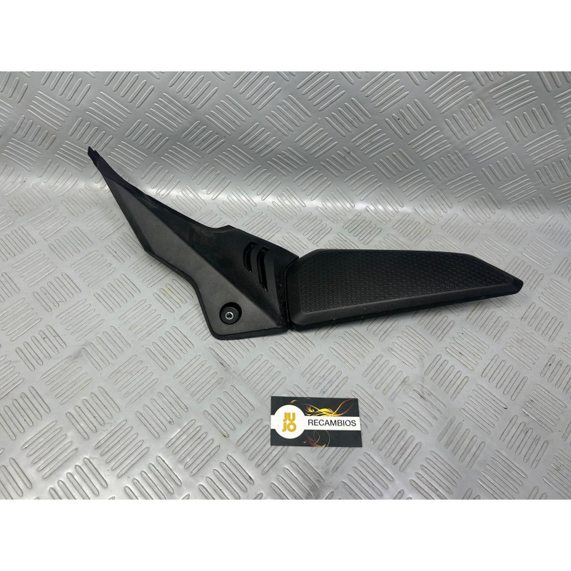 CARENADO CBR 650R (2024)