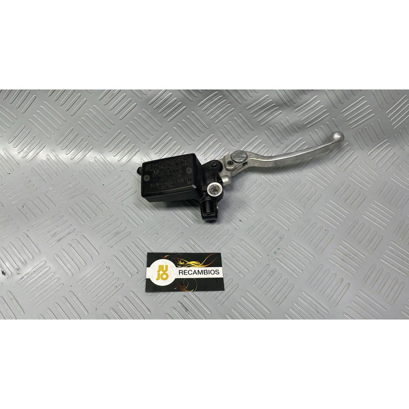 MANETA Y BOMBA DE FRENO YAMAHA MT09 TRACER (2015)