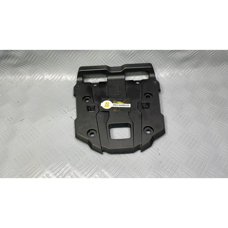 SOPORTE BAÚL YAMAHA MT09 TRACER (2015)
