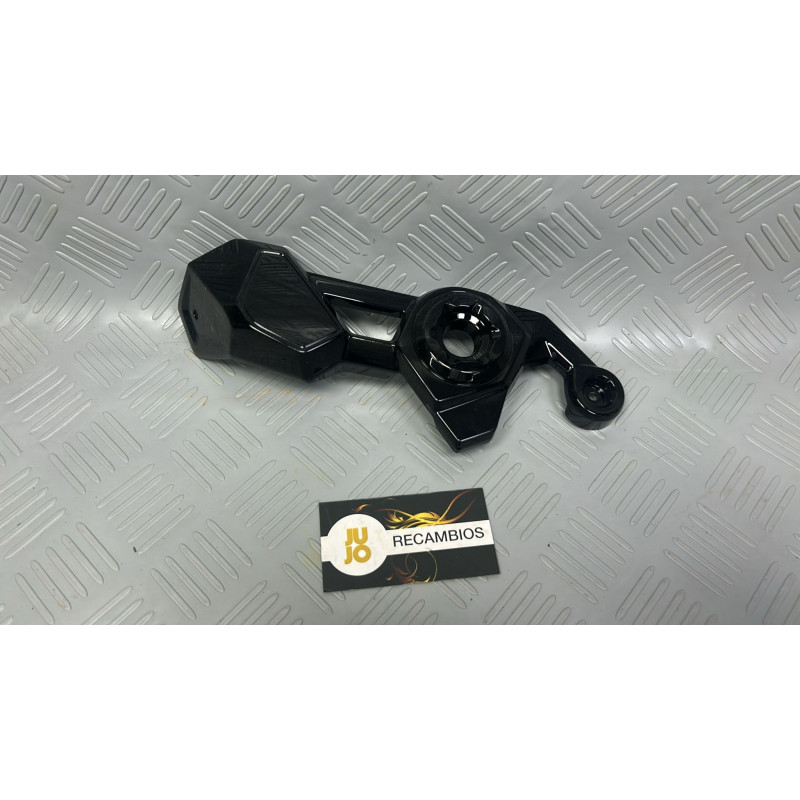 CARENADO KAWASAKI Z900 (2025)