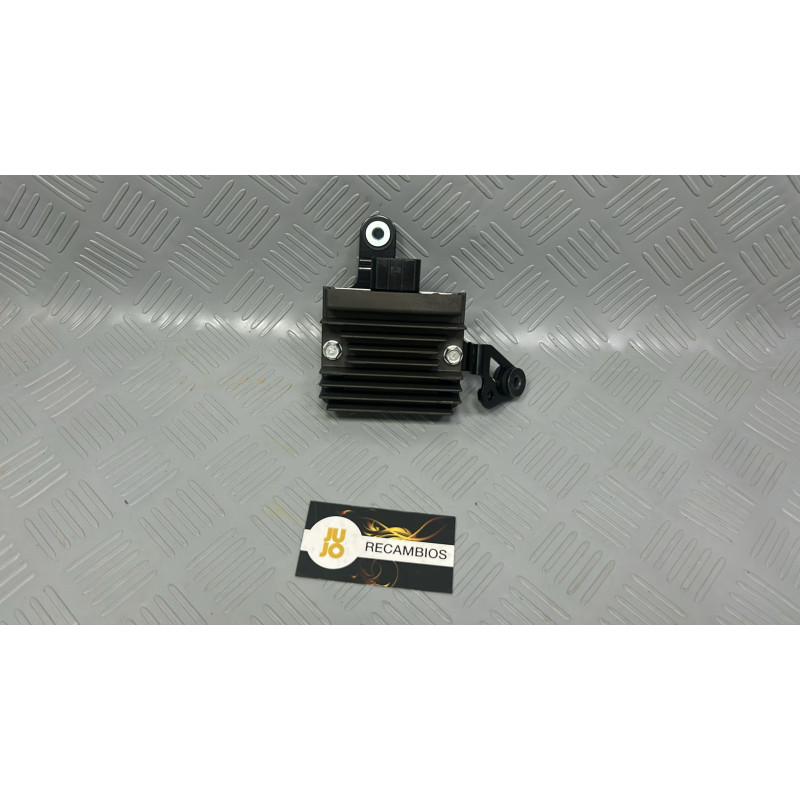 REGULADOR DE CORRIENTE KAWASAKI Z900 (2025)