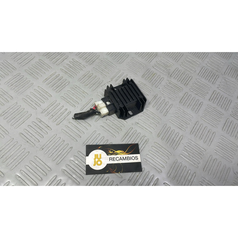 REGULADOR DE CORRIENTE YAMAHA NMAX 125 (2015 - 2020) - 2DP-H1960-00